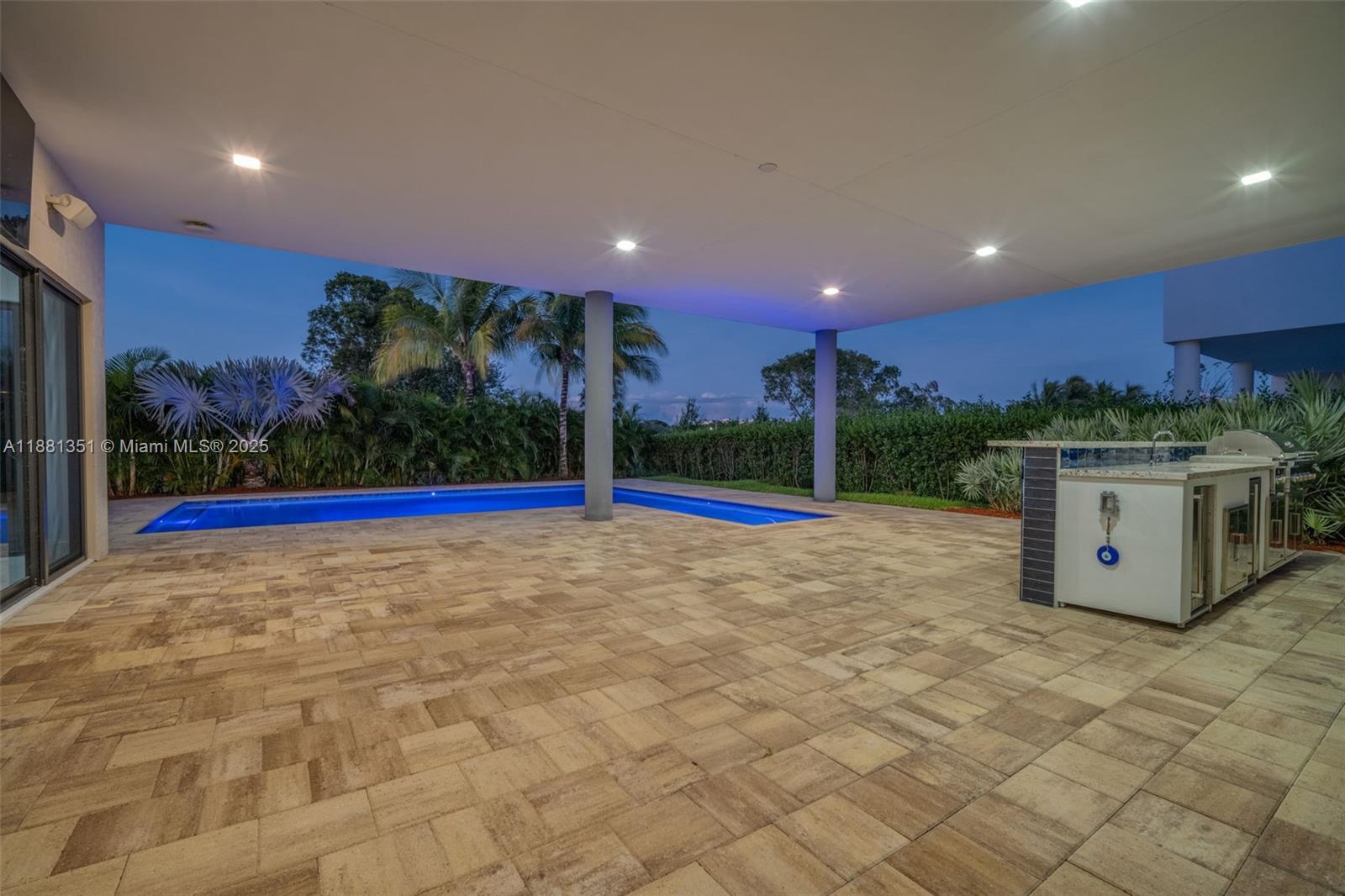 Undisclosed Address Weston, FL 33326