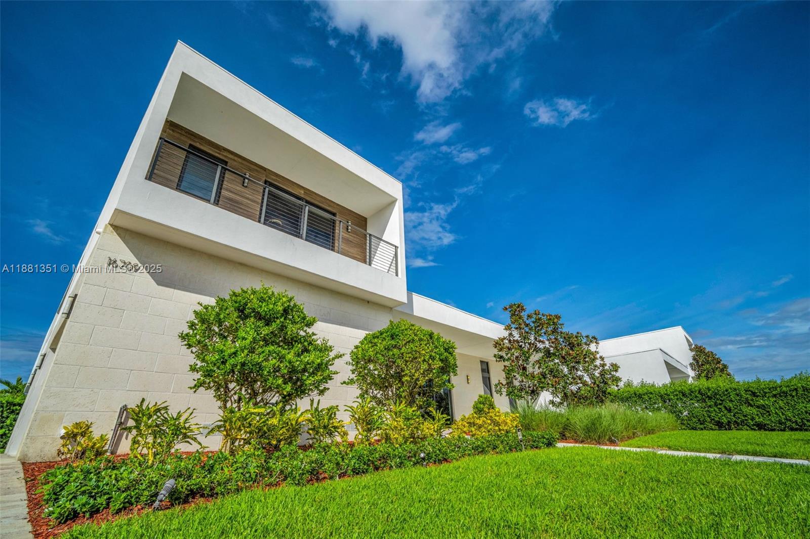 Undisclosed Address Weston, FL 33326