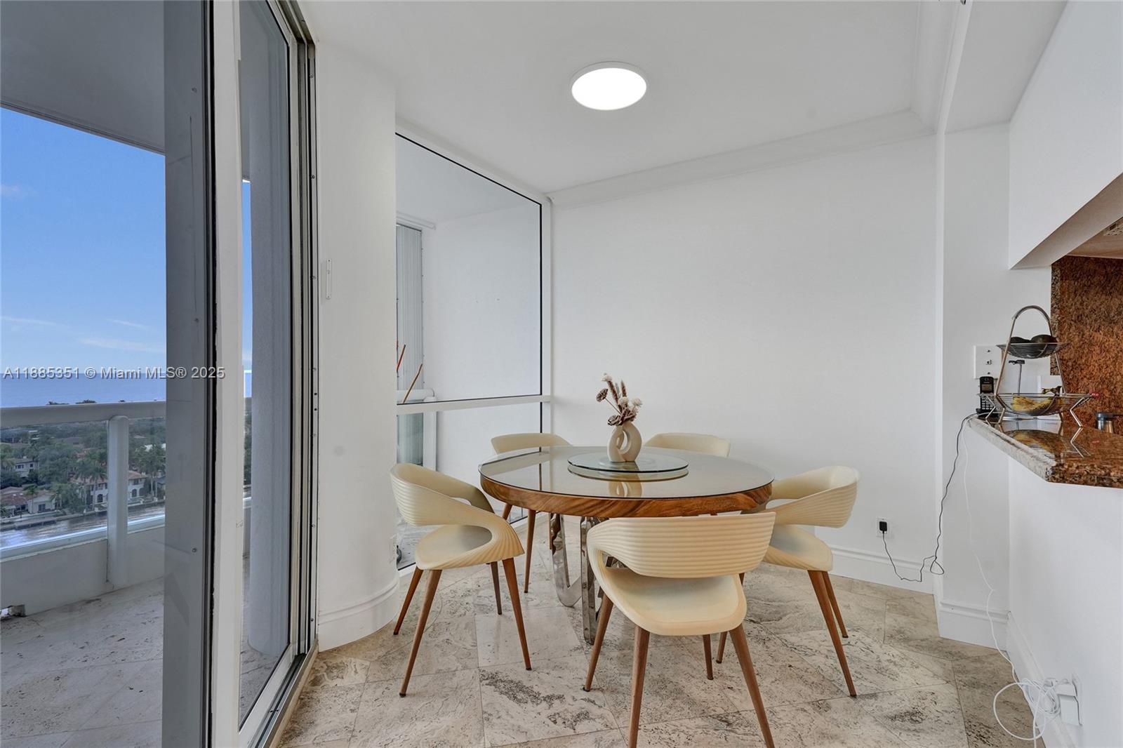 21150 Point Pl #1804 Aventura, FL 33180