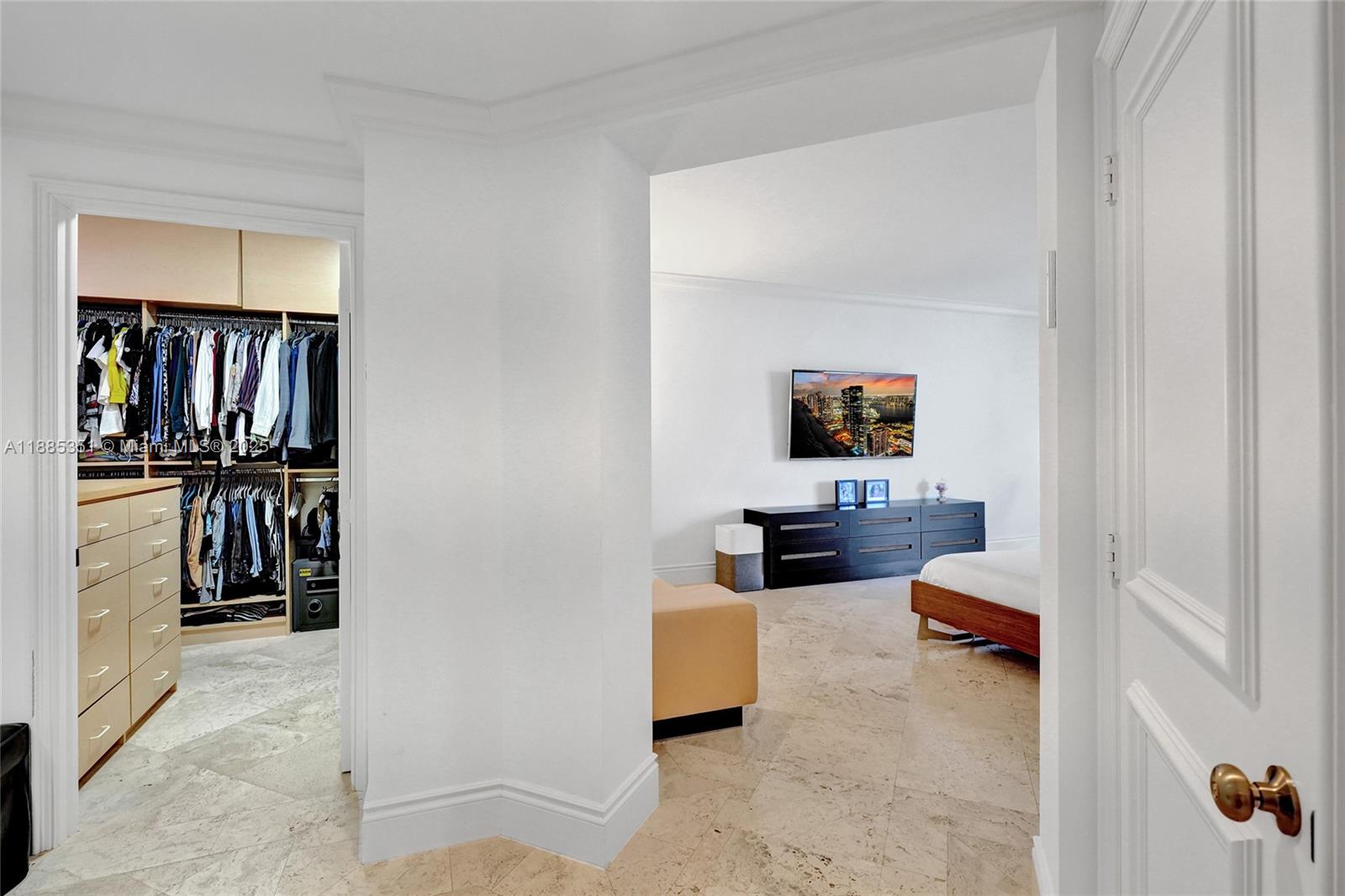 21150 Point Pl #1804 Aventura, FL 33180