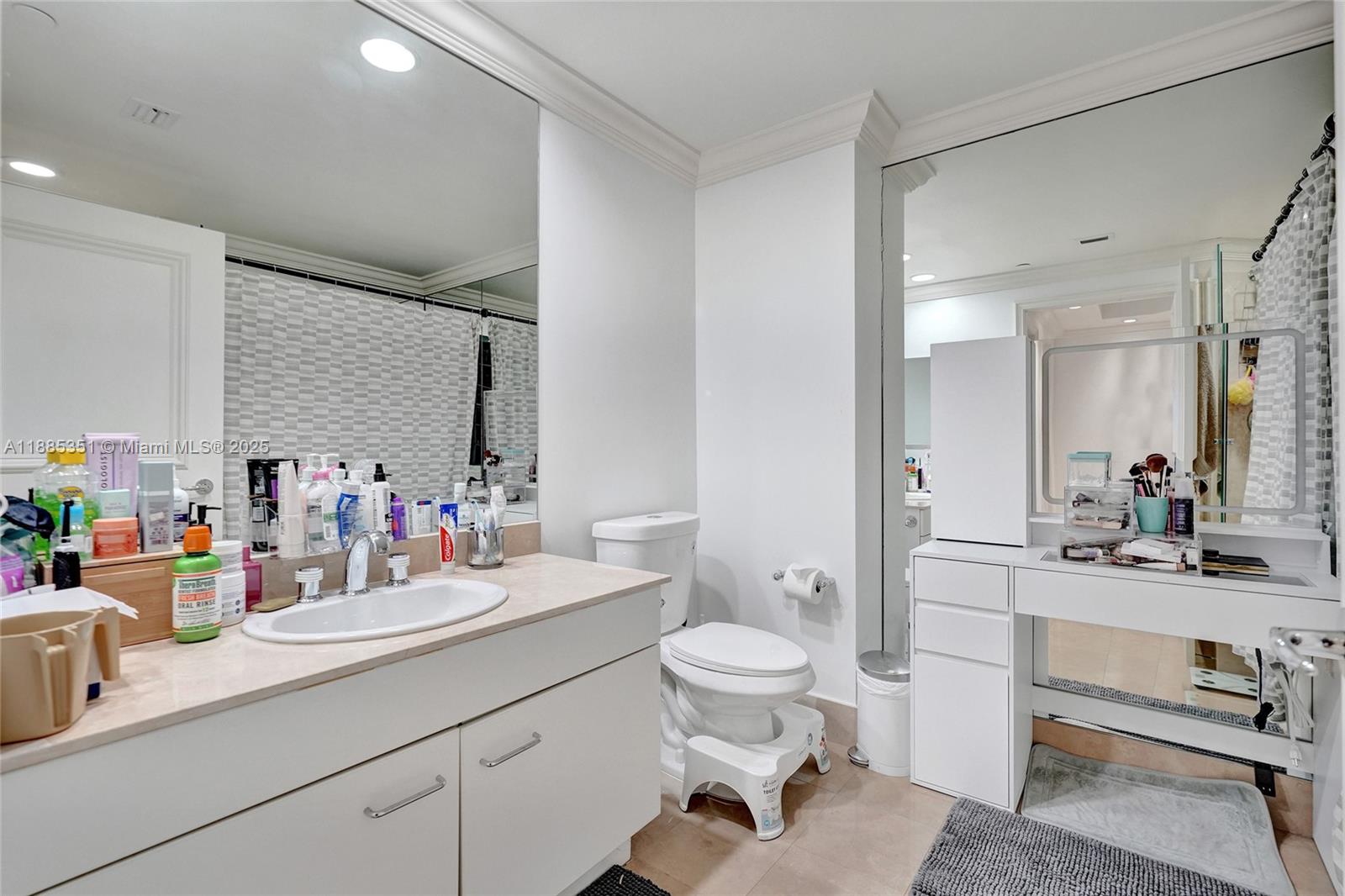 21150 Point Pl #1804 Aventura, FL 33180