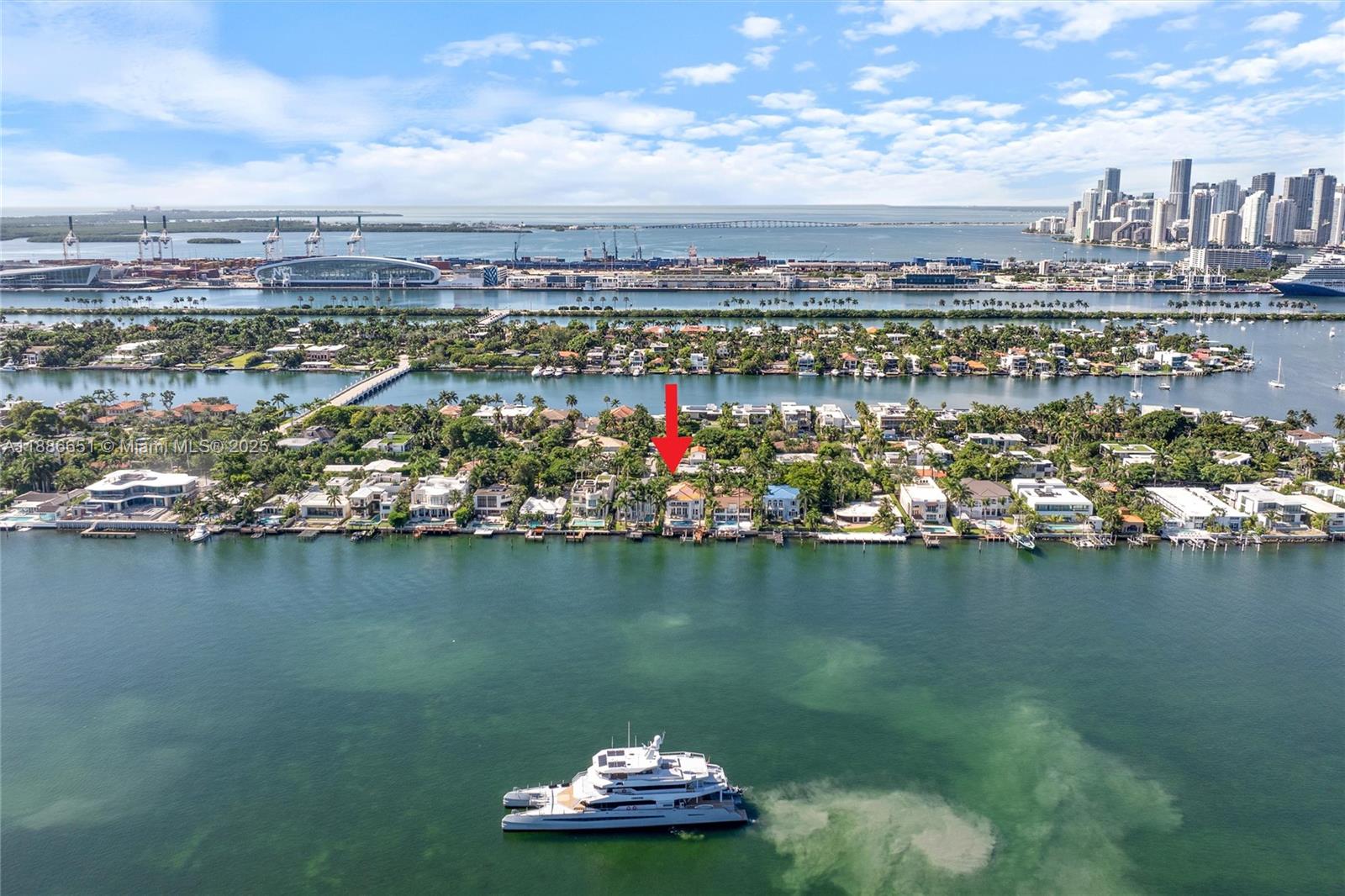 305 N Hibiscus Dr Miami Beach, FL 33139