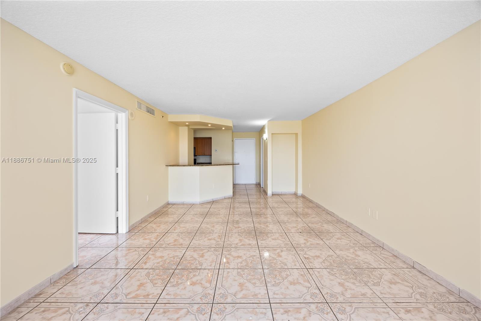 6917 Collins Ave #1522,Miami Beach, FL 33141