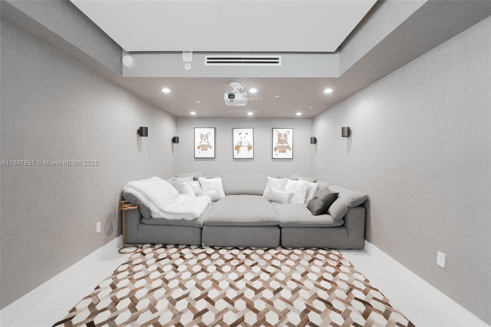 488 NE 18th St #2612/2615 Miami, FL 33132