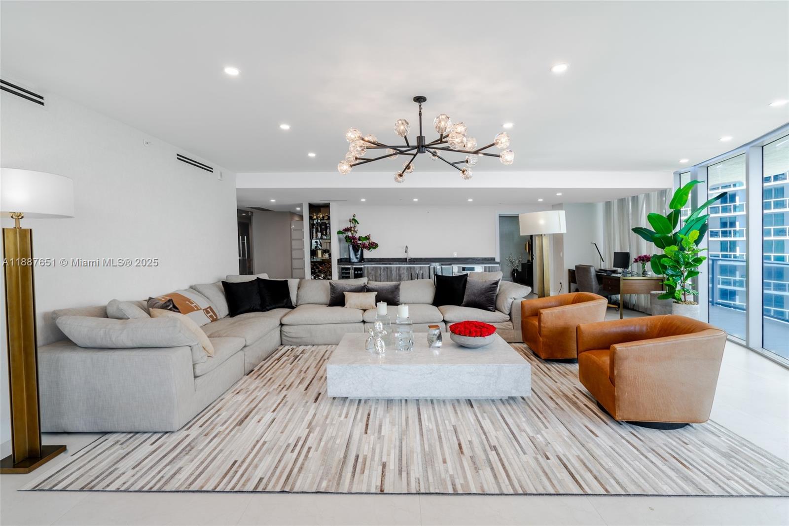 488 NE 18th St #2612/2615 Miami, FL 33132