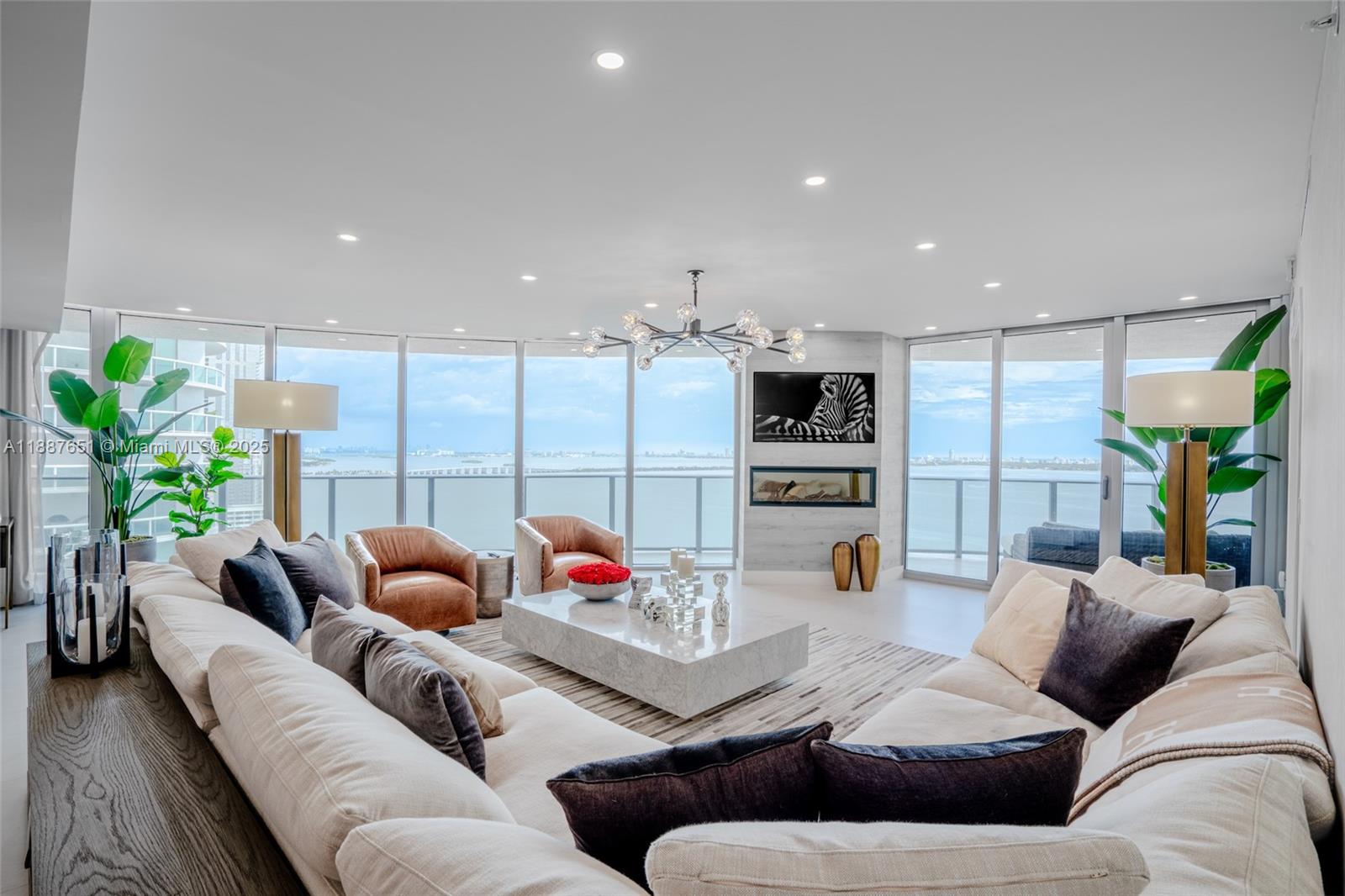 488 NE 18th St #2612/2615 Miami, FL 33132