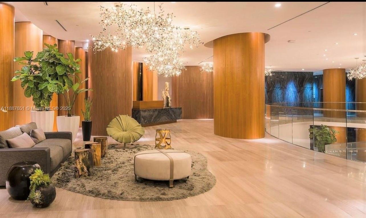 488 NE 18th St #2612/2615 Miami, FL 33132