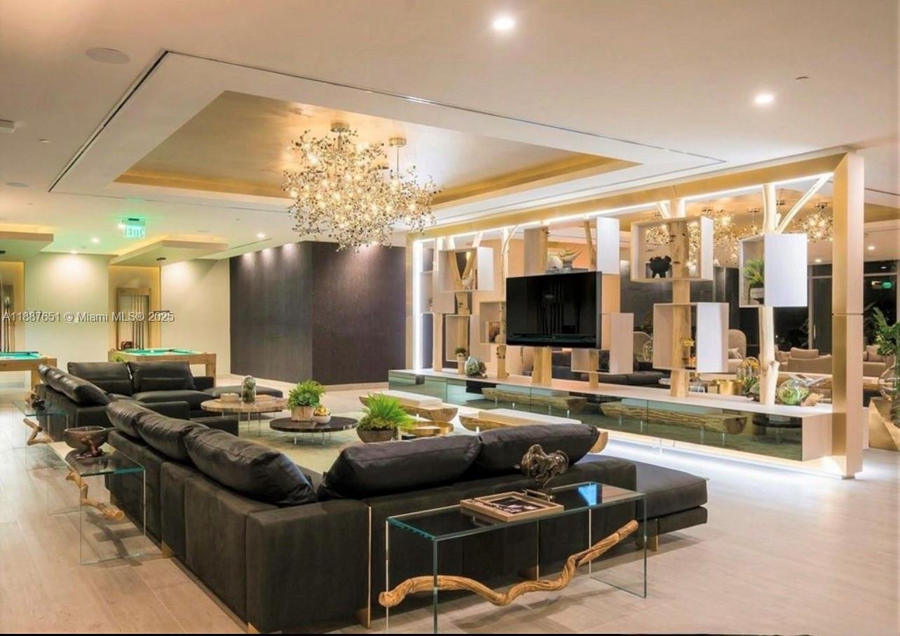 488 NE 18th St #2612/2615 Miami, FL 33132