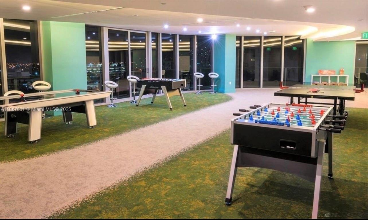 488 NE 18th St #2612/2615 Miami, FL 33132