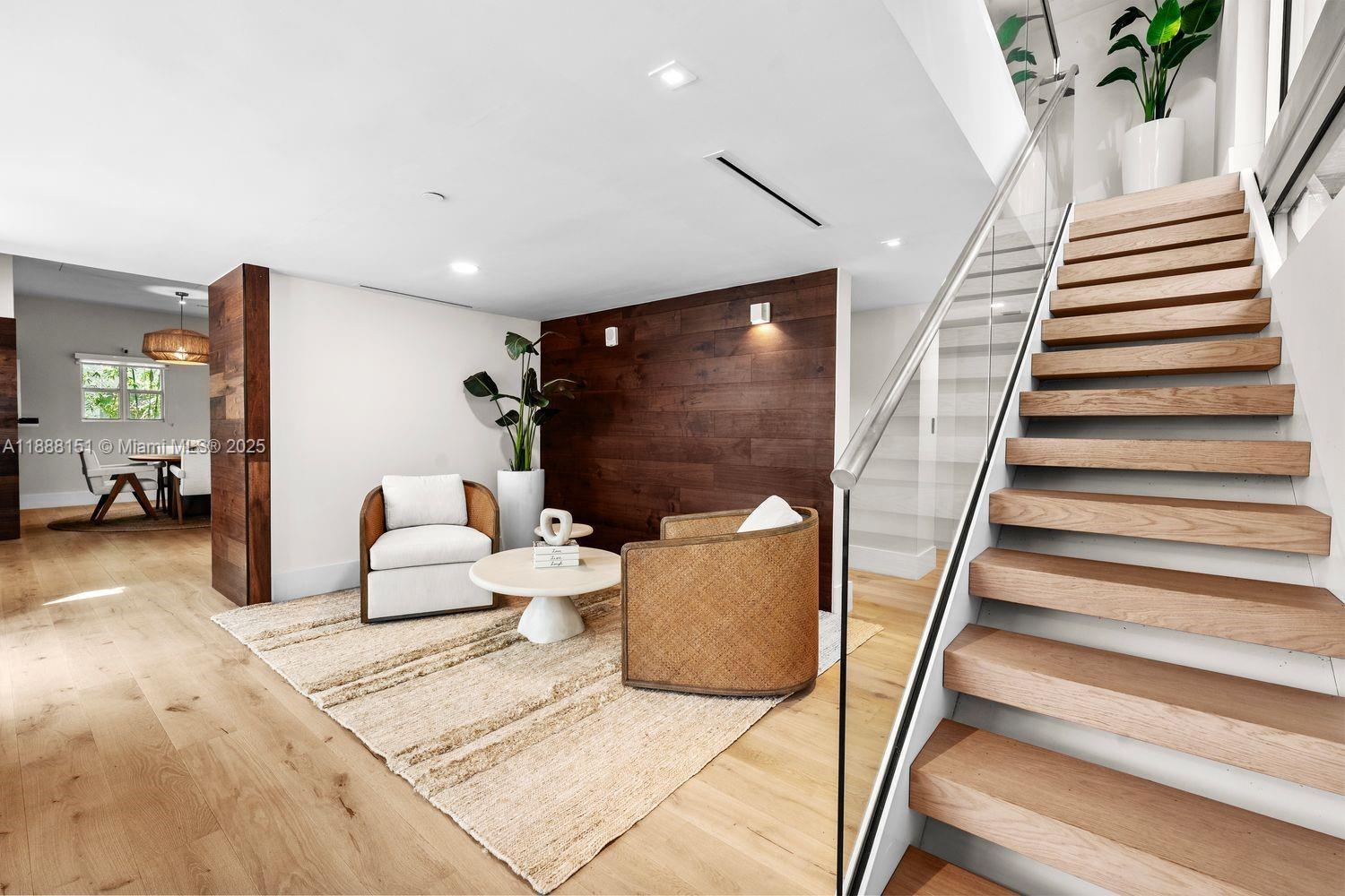 234 Washington Ave #A Miami Beach, FL 33139