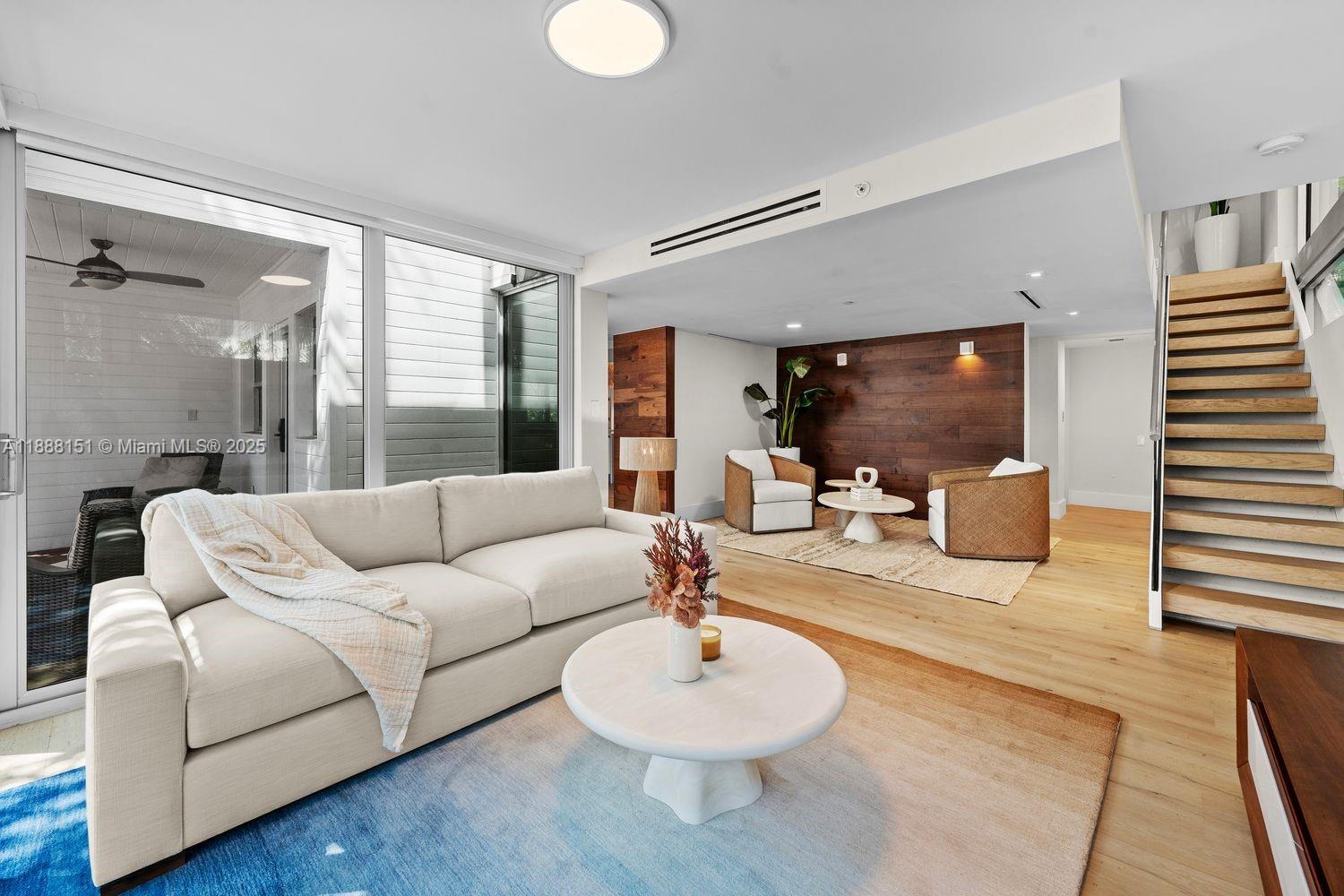 234 Washington Ave #A Miami Beach, FL 33139