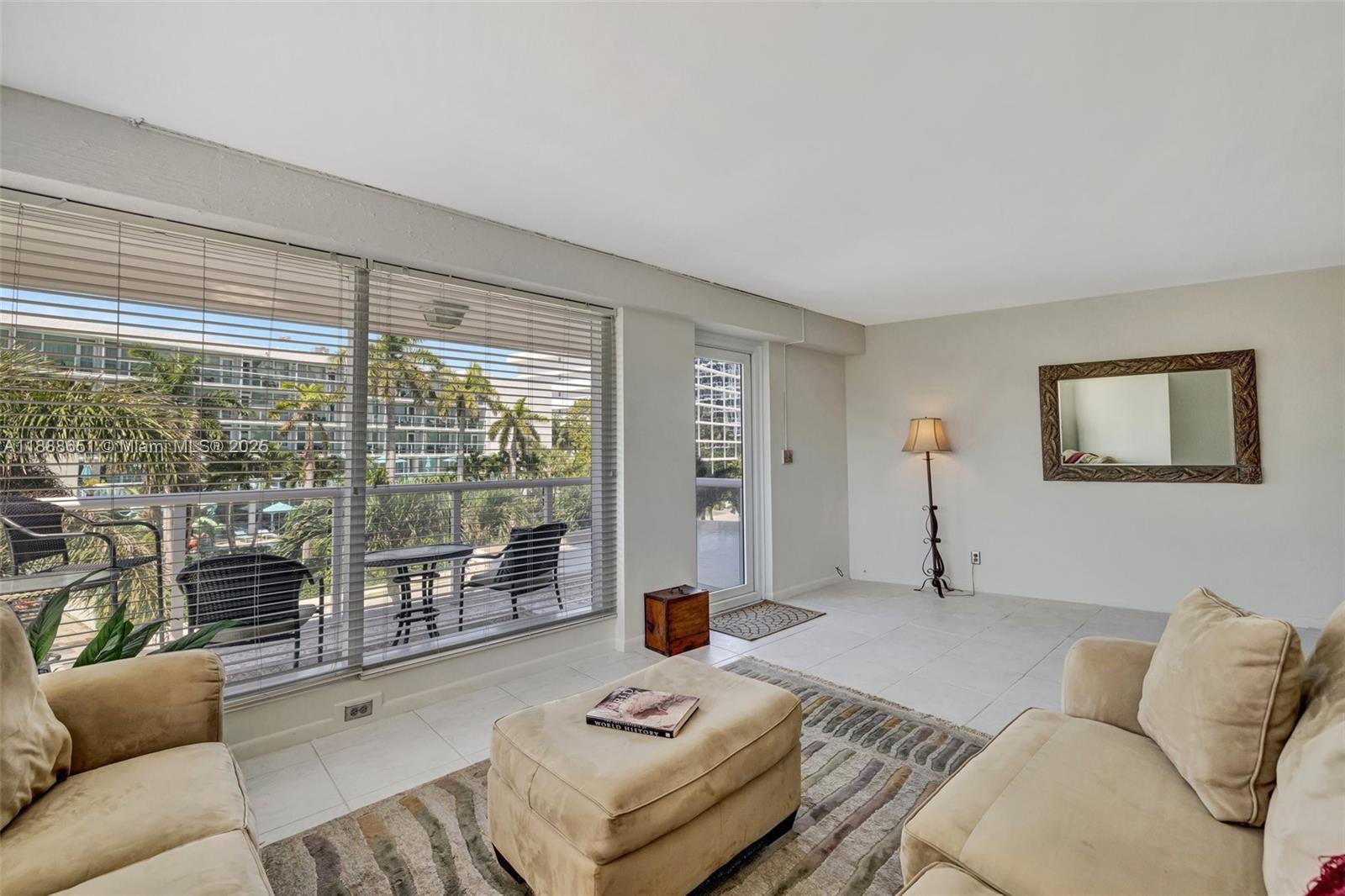 3000 Holiday Dr #306 Fort Lauderdale, FL 33316