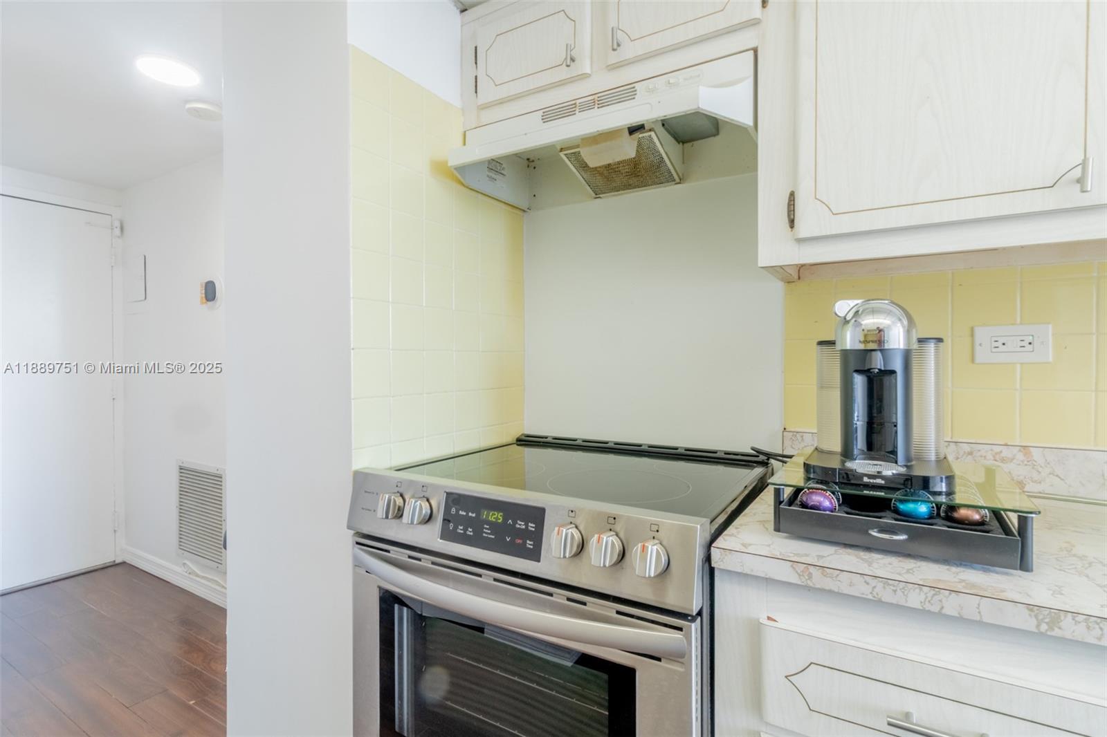 image Winston Towers17