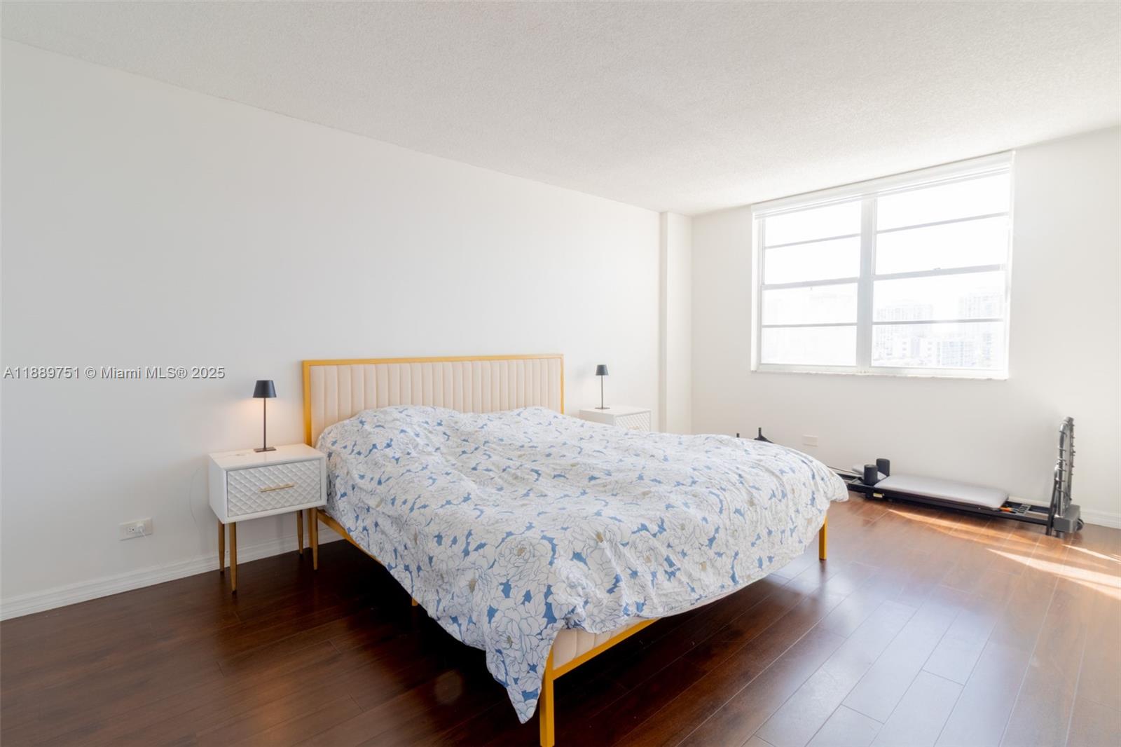 image Winston Towers21