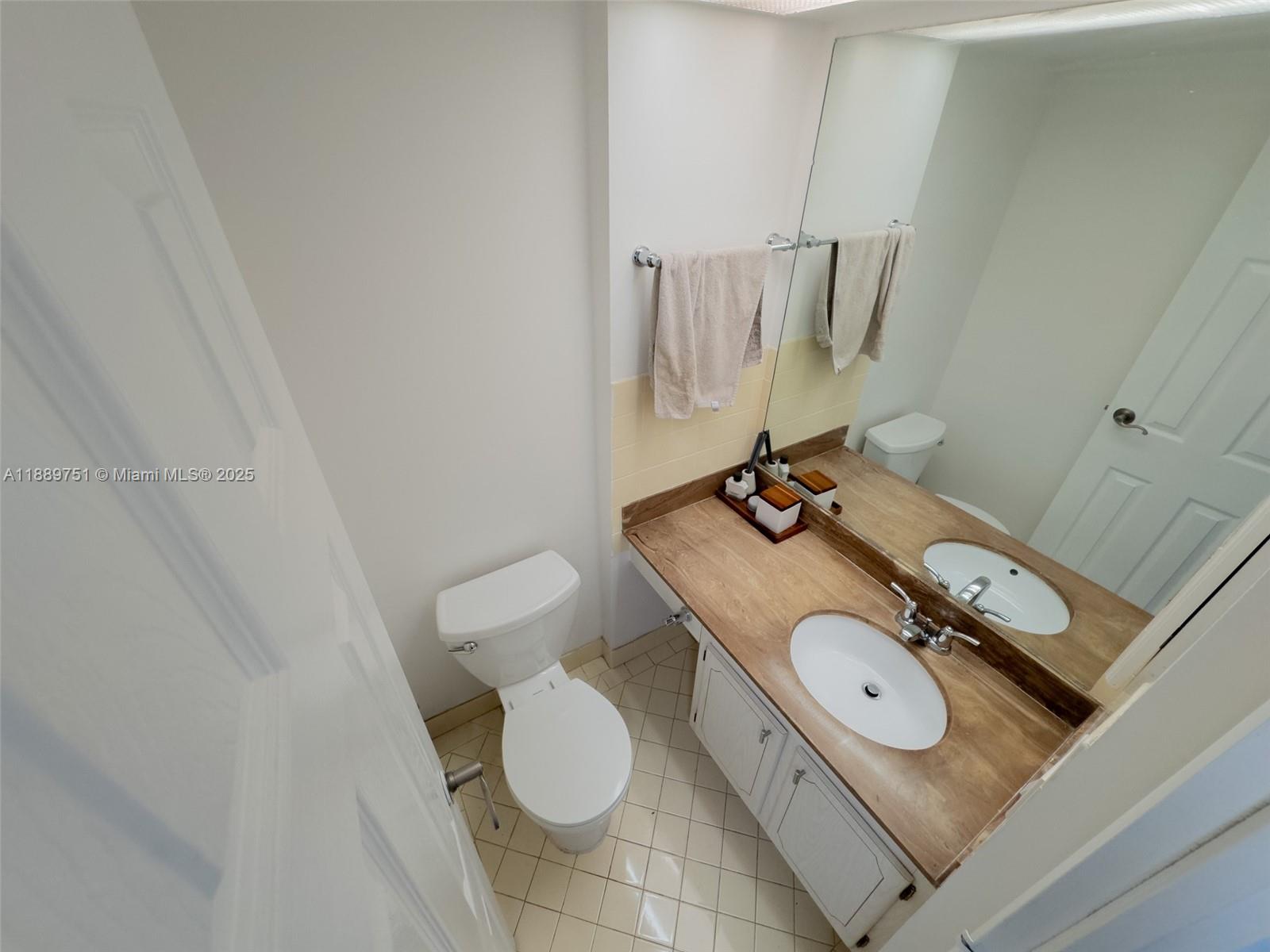 image Winston Towers25