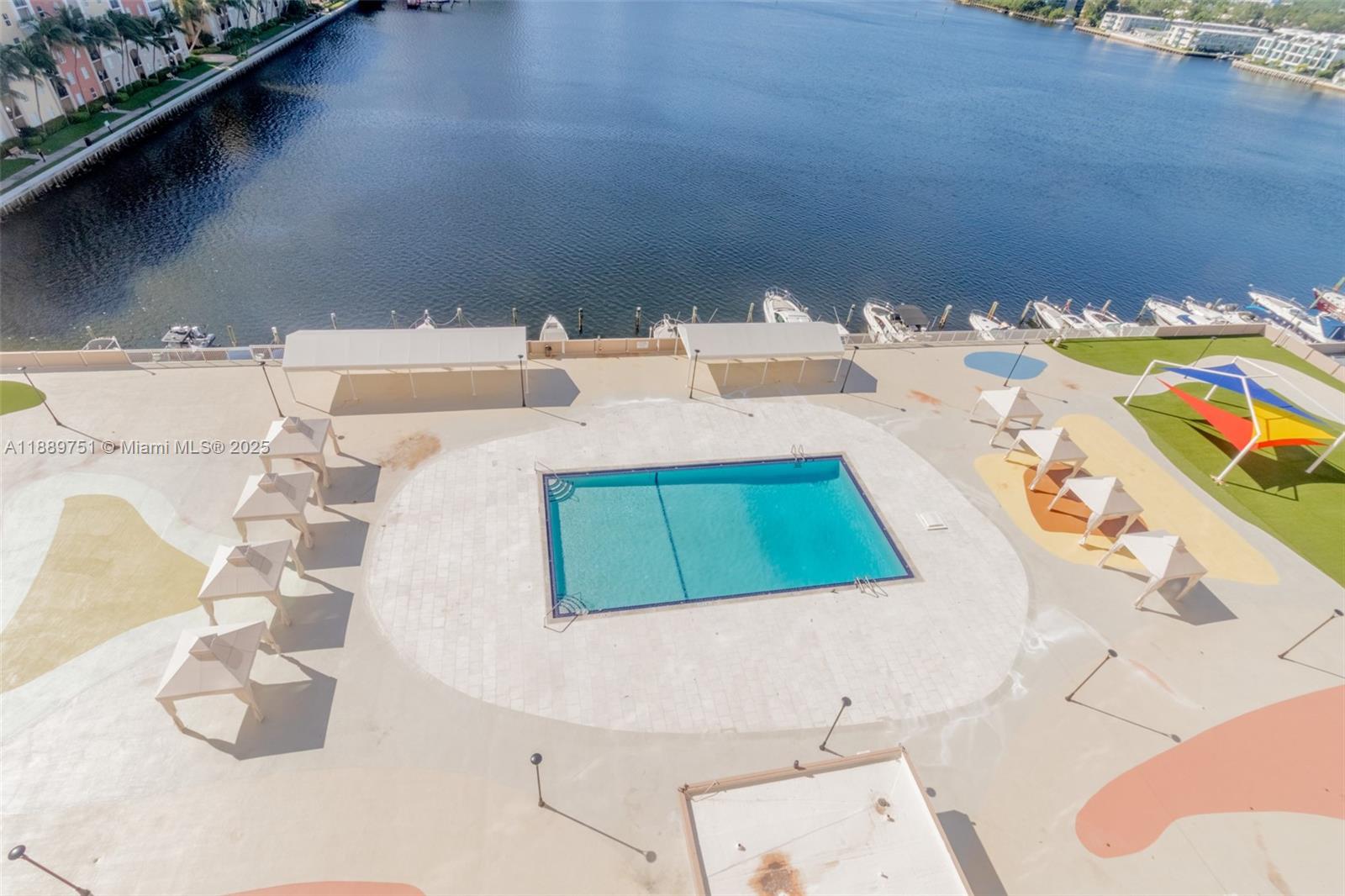 image Winston Towers4