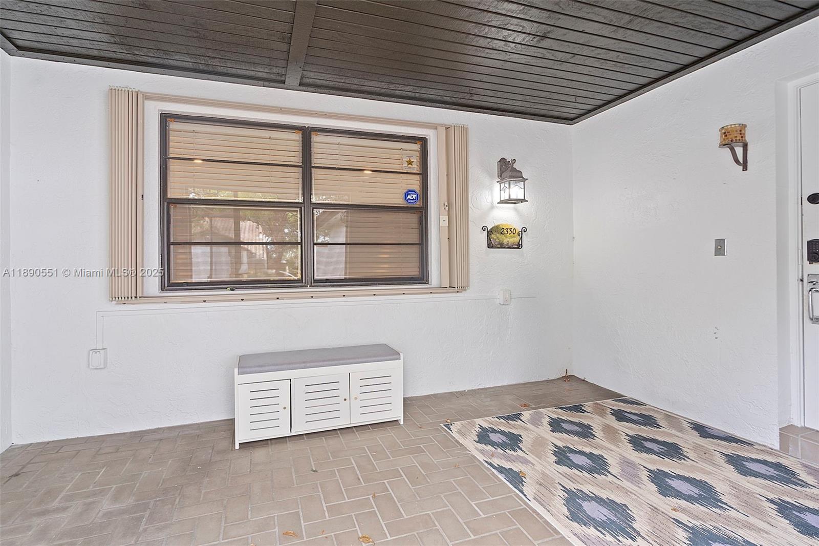 2330 Dover Weston, FL 33326