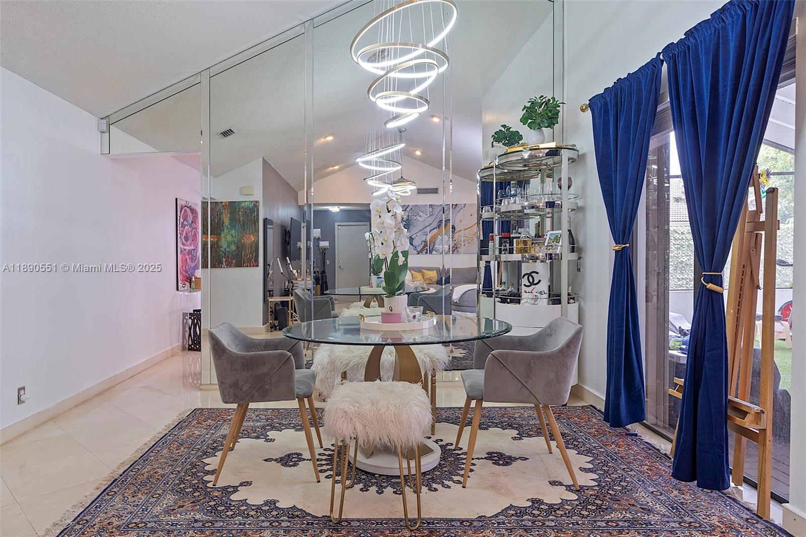 2330 Dover Weston, FL 33326