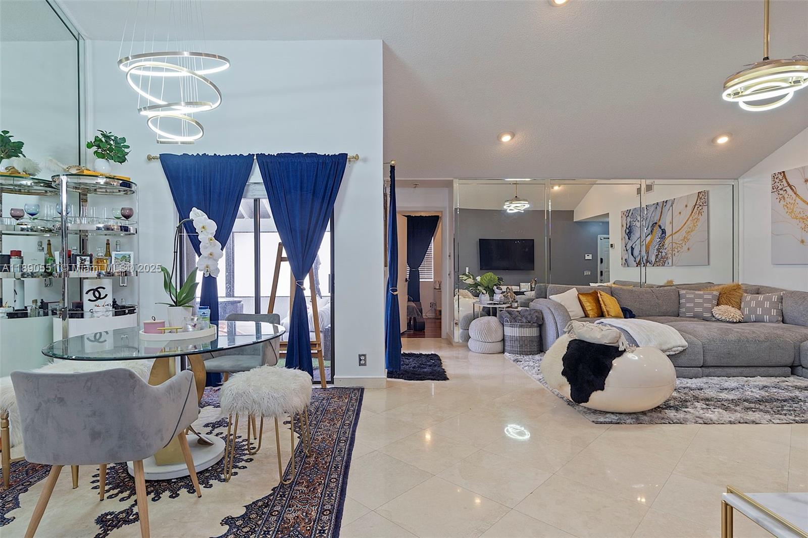 2330 Dover Weston, FL 33326