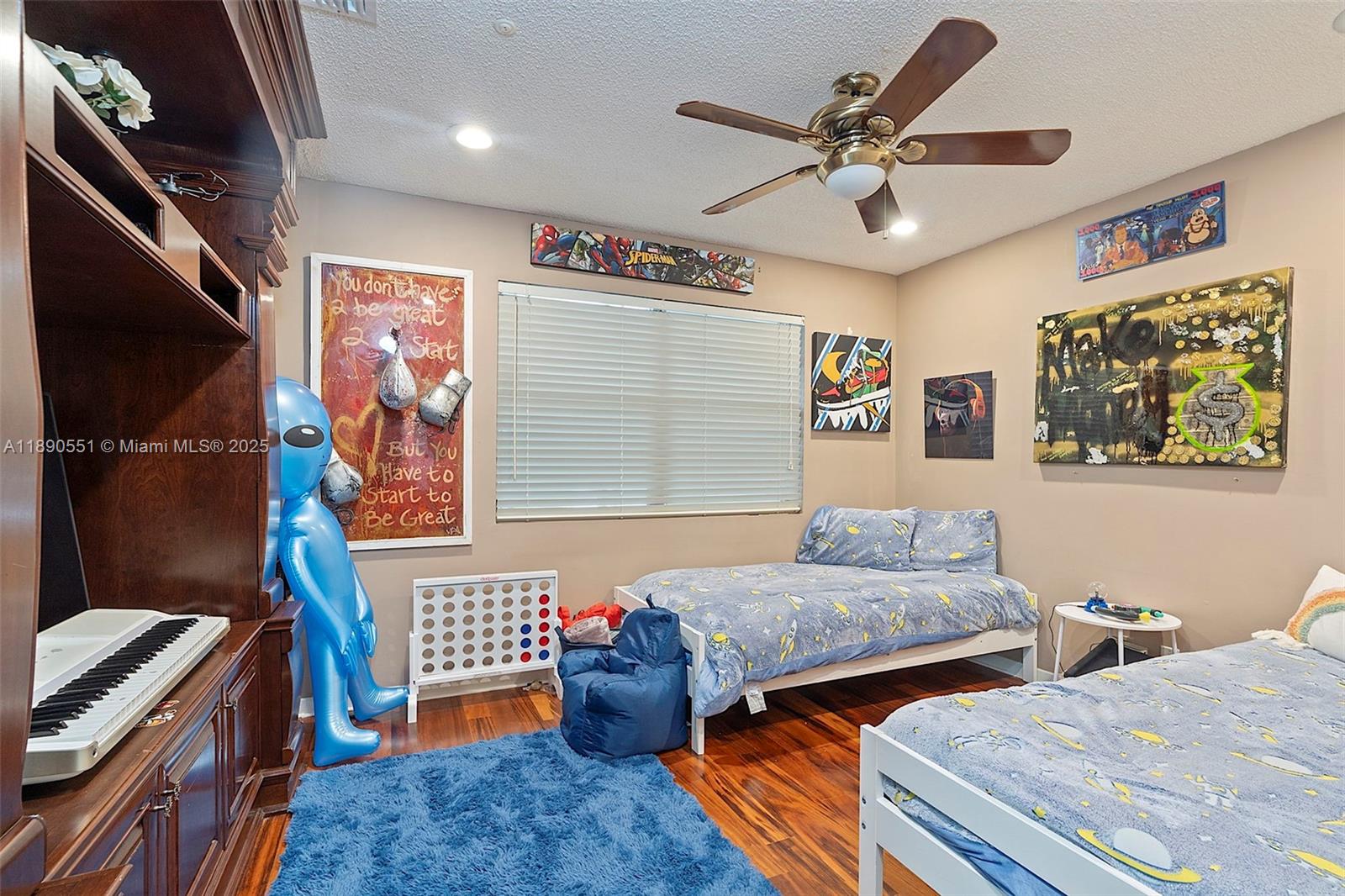 2330 Dover Weston, FL 33326