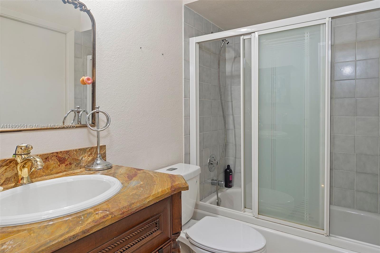 2330 Dover Weston, FL 33326