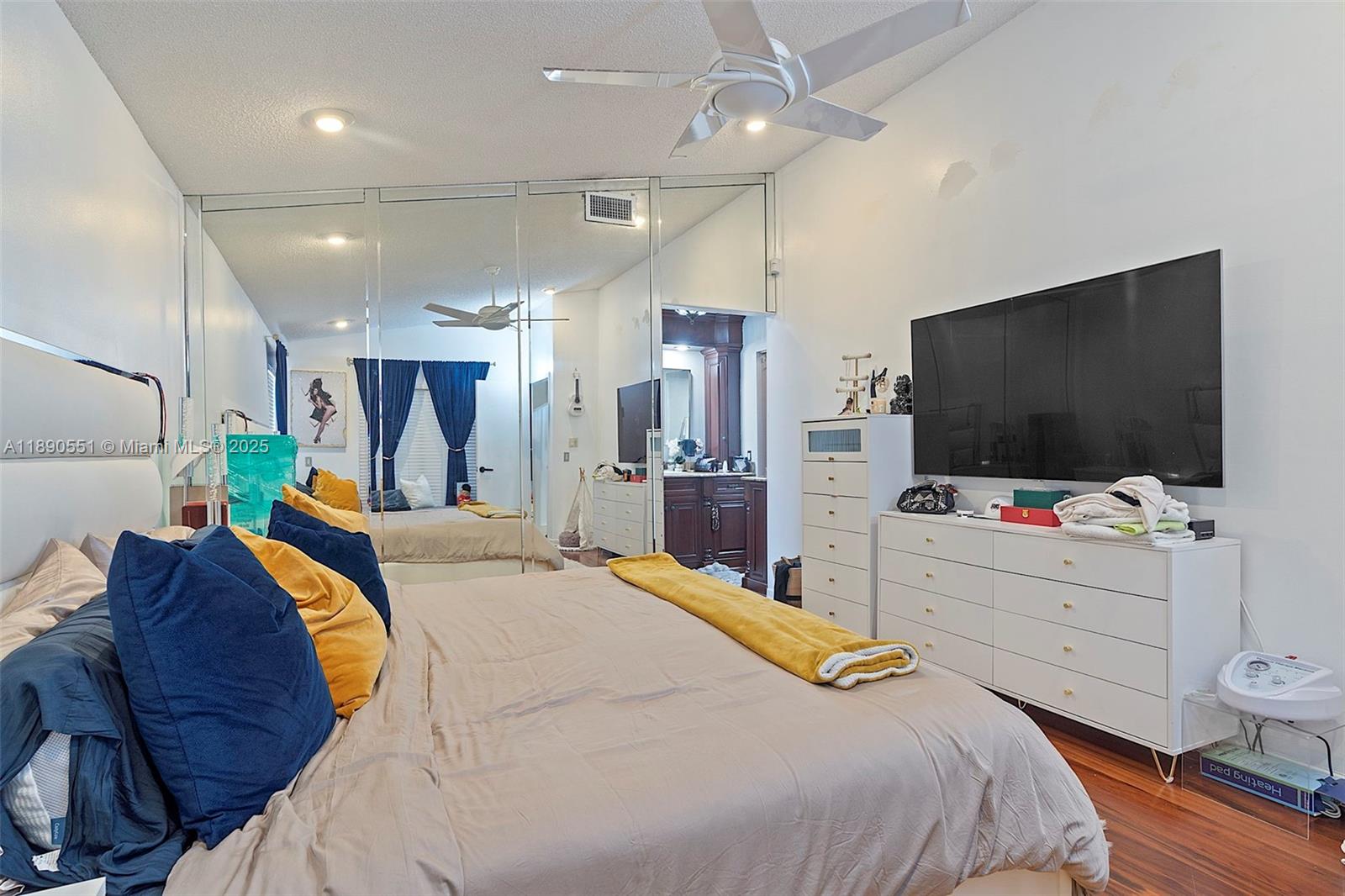 2330 Dover Weston, FL 33326