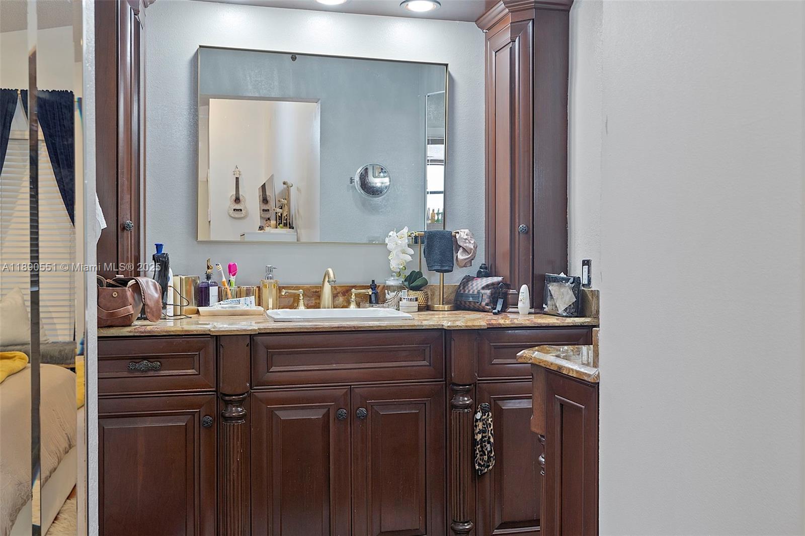 2330 Dover Weston, FL 33326