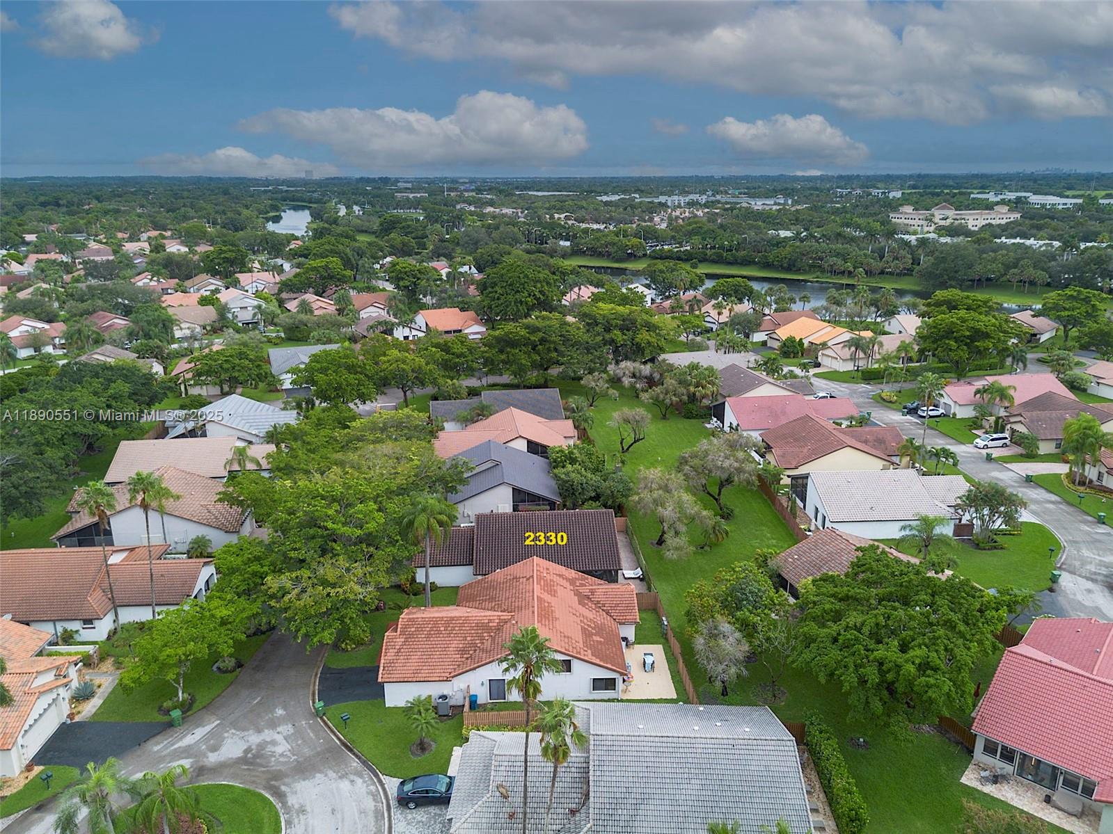 2330 Dover Weston, FL 33326