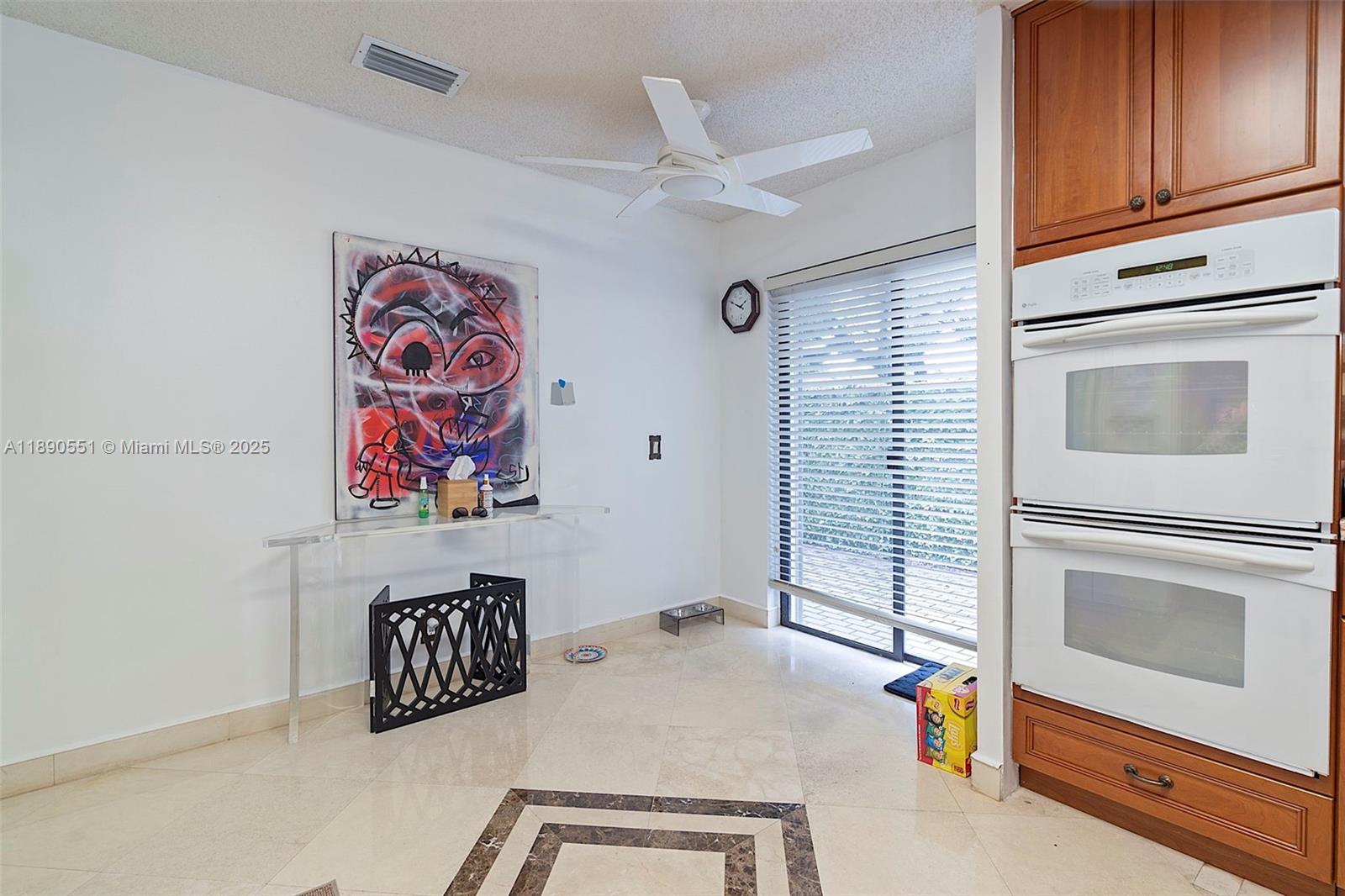 2330 Dover Weston, FL 33326