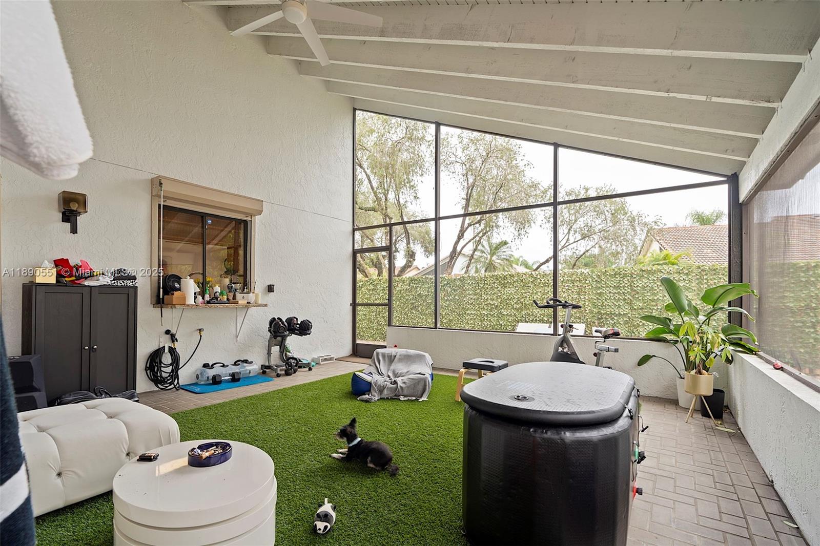 2330 Dover Weston, FL 33326