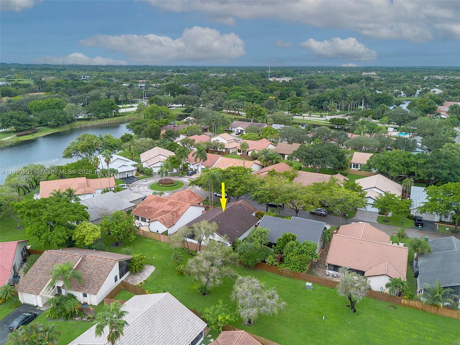 2330 Dover Weston, FL 33326