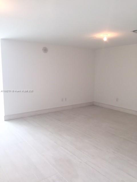 image 400 Sunny Isles13