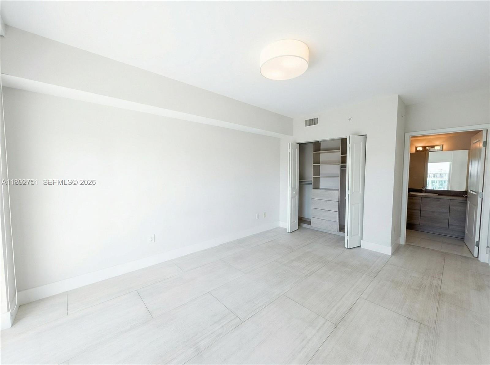 image 400 Sunny Isles21