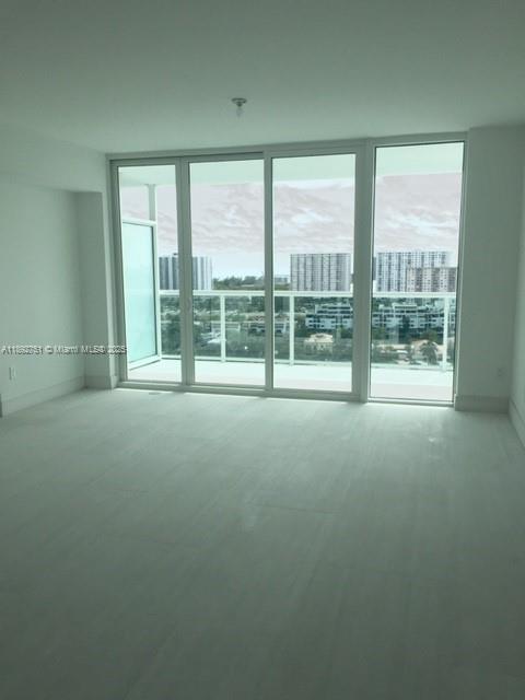 image 400 Sunny Isles7