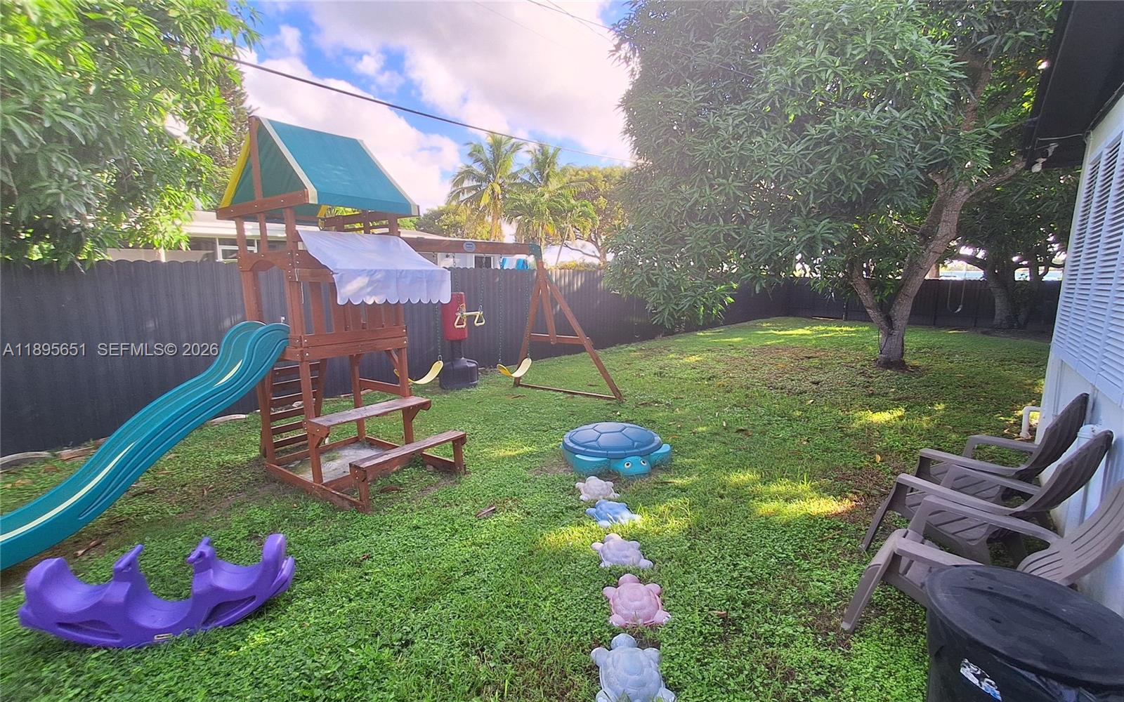 10305 SW 149th Ter Miami, FL 33176