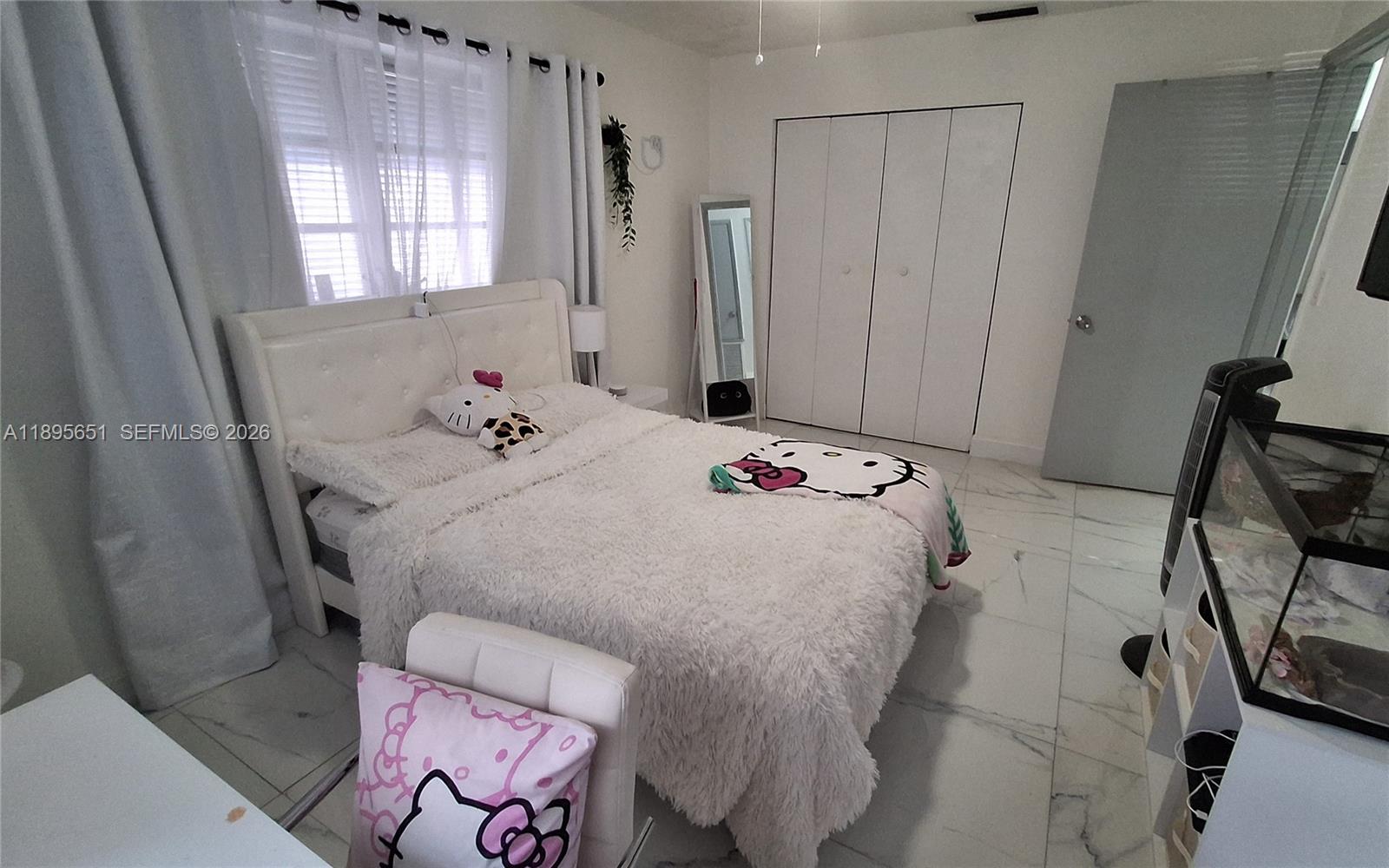 10305 SW 149th Ter Miami, FL 33176