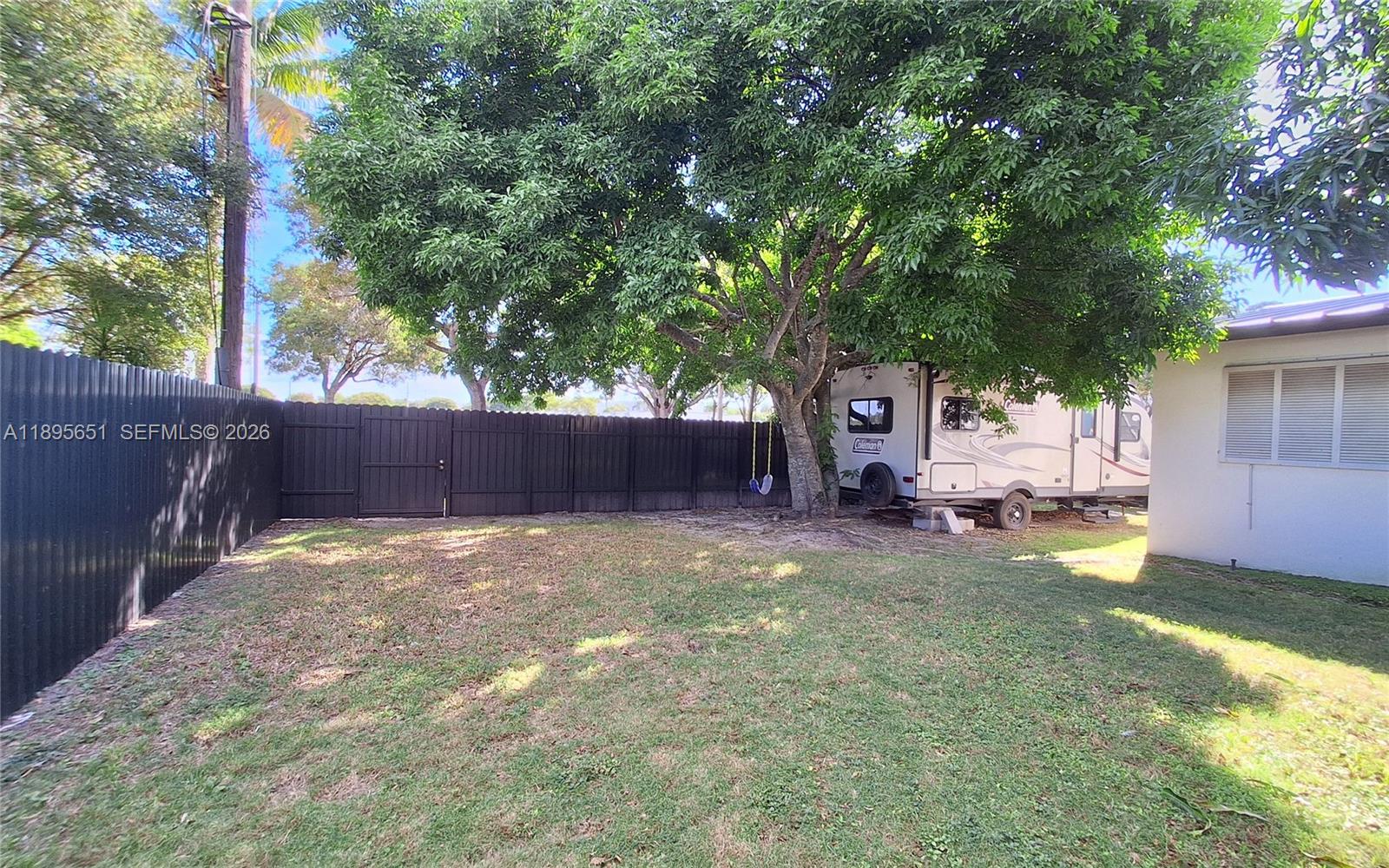 10305 SW 149th Ter Miami, FL 33176