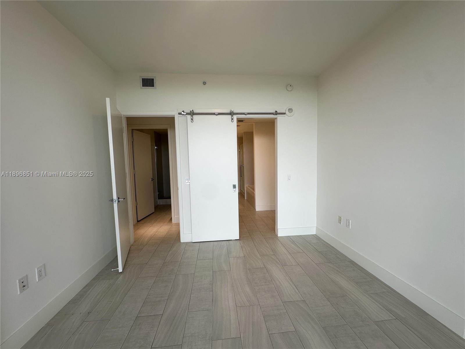 2000 Metropica Way #1401 Sunrise, FL 33323