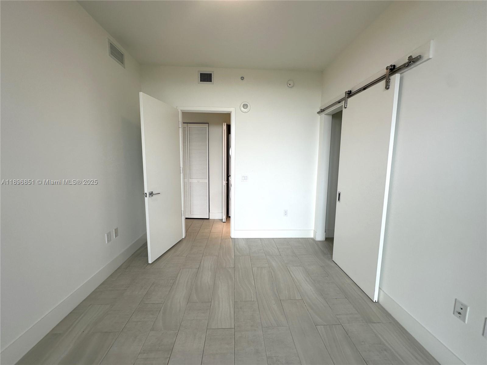 2000 Metropica Way #1401 Sunrise, FL 33323