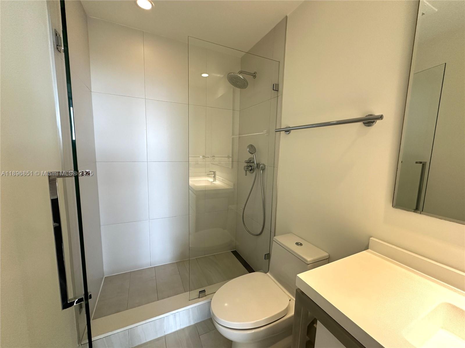 2000 Metropica Way #1401 Sunrise, FL 33323