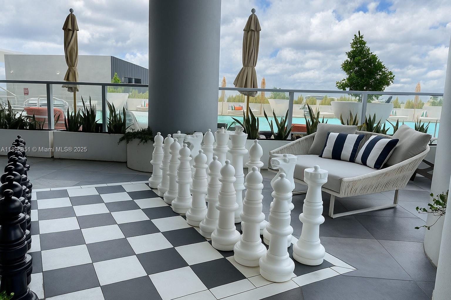 2000 Metropica Way #1401 Sunrise, FL 33323