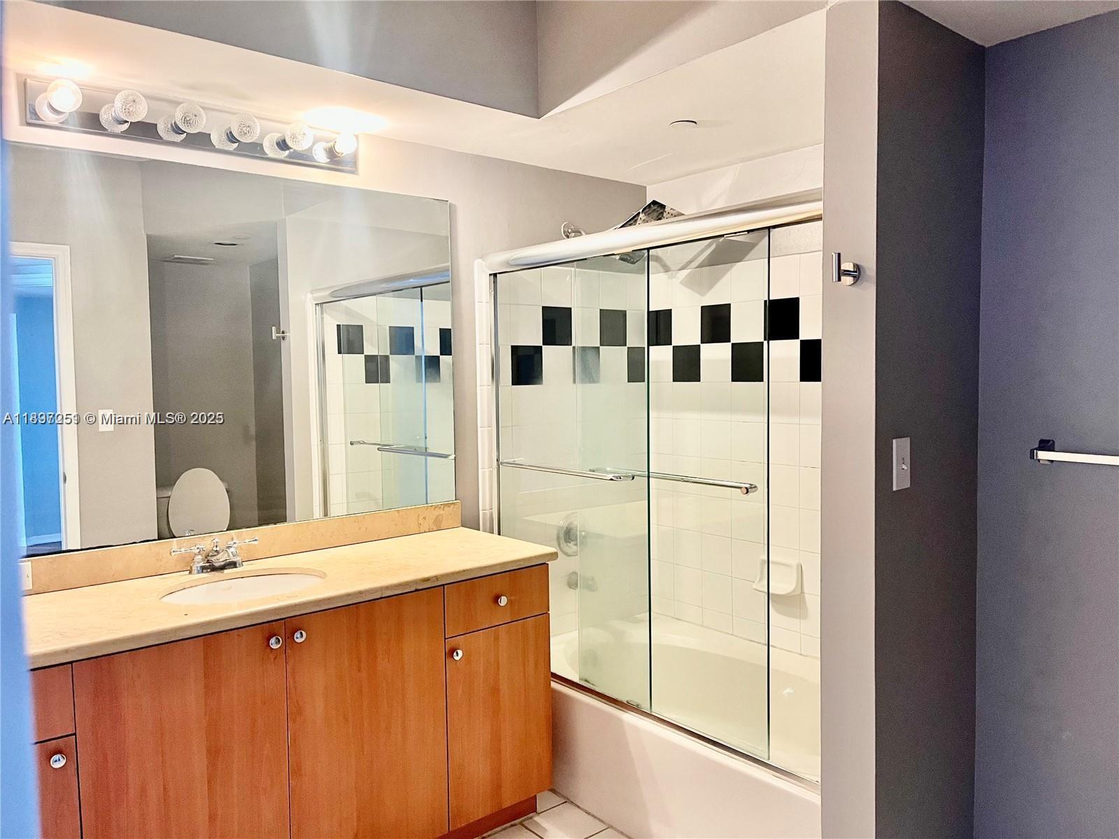 image The Waverly At South Beac9