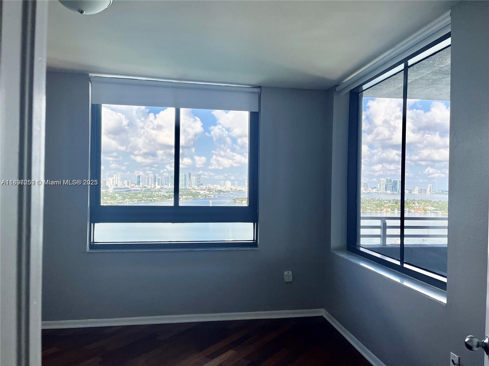 image The Waverly At South Beac5