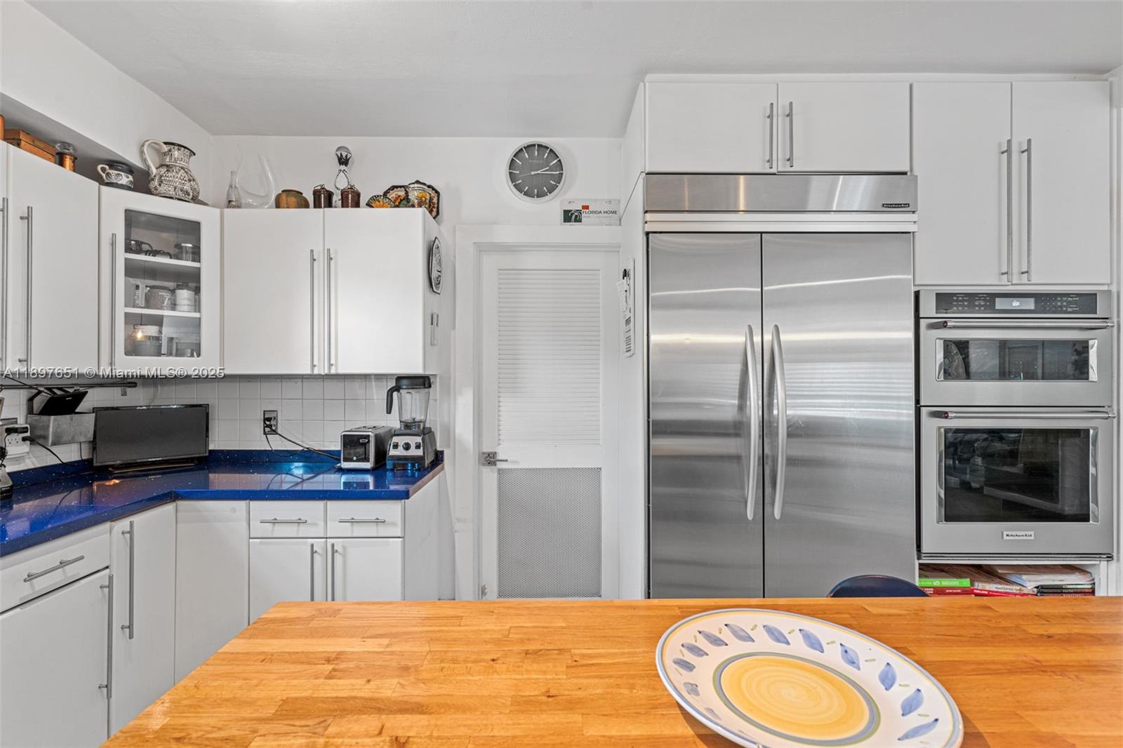 7970 Hawthorne Ave Miami Beach, FL 33141