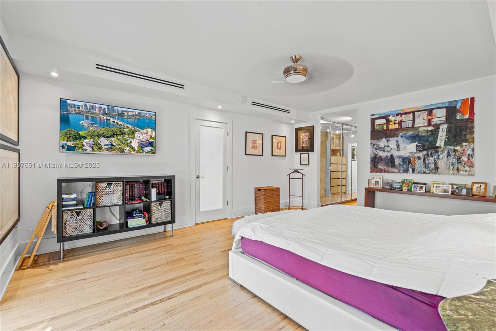 7970 Hawthorne Ave Miami Beach, FL 33141