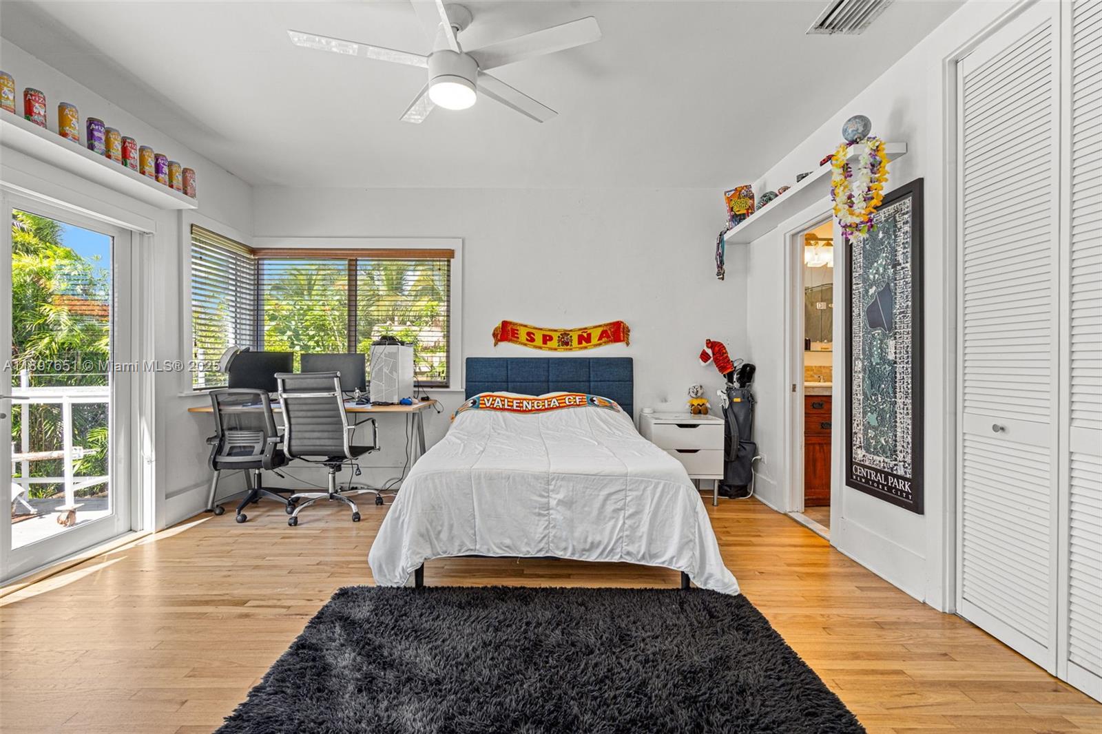 7970 Hawthorne Ave Miami Beach, FL 33141