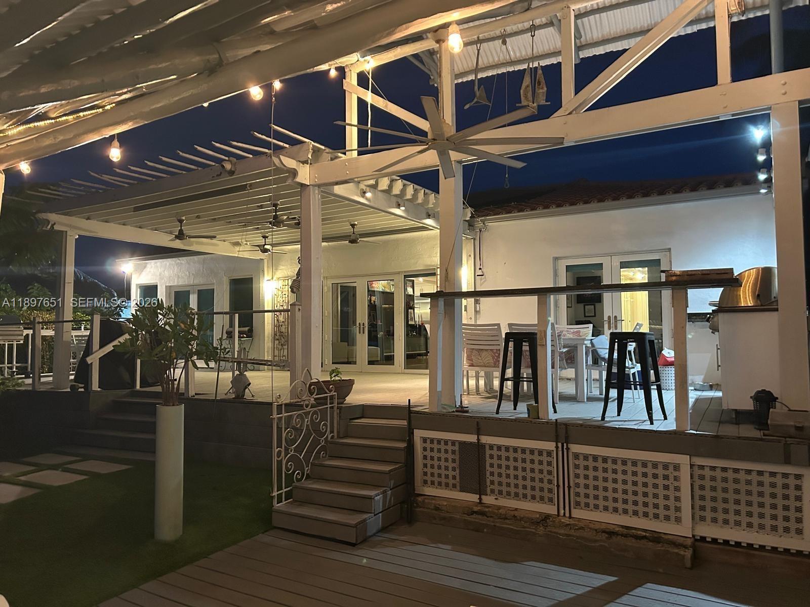 7970 Hawthorne Ave Miami Beach, FL 33141