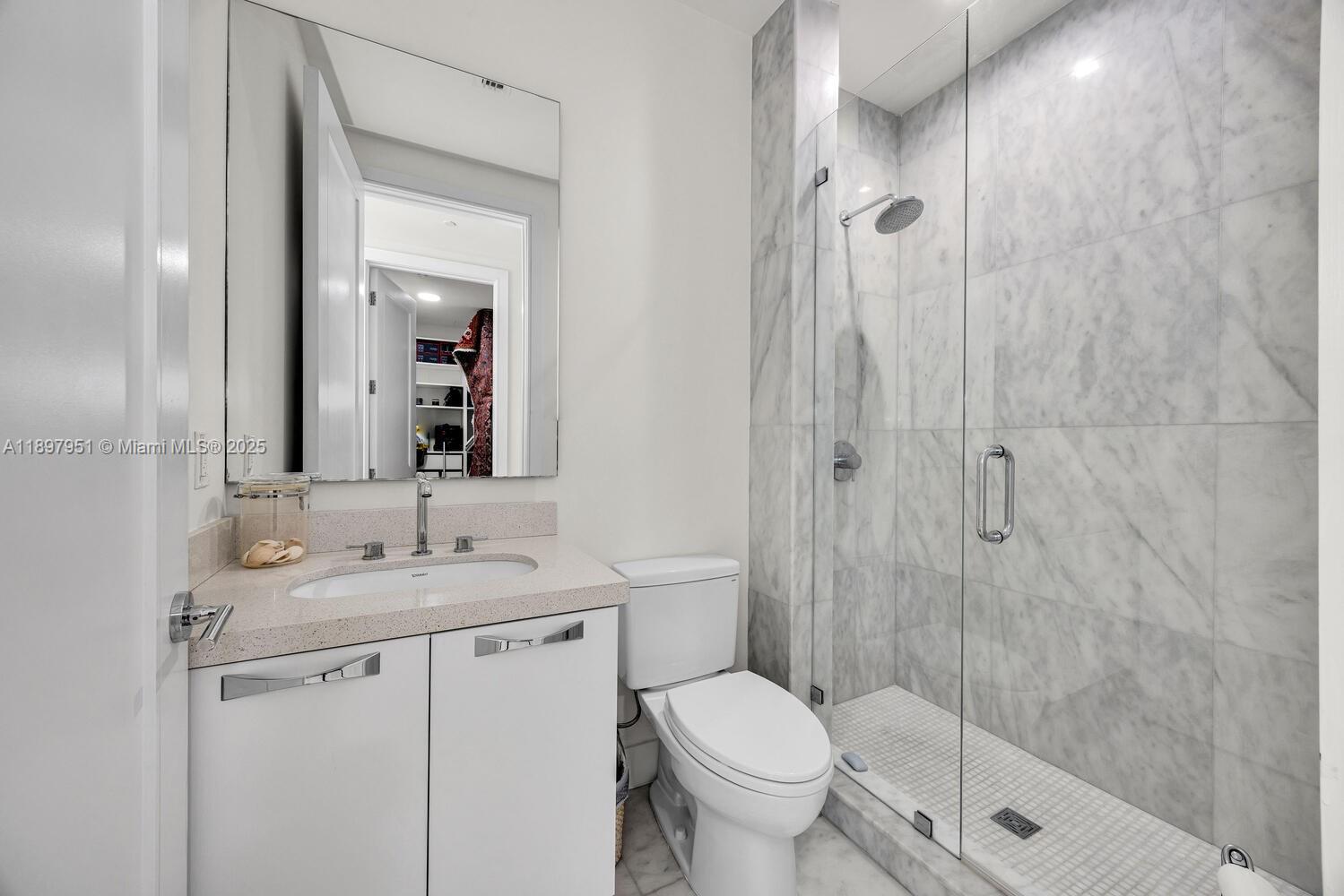 718 Valencia Ave #207 Coral Gables, FL 33134