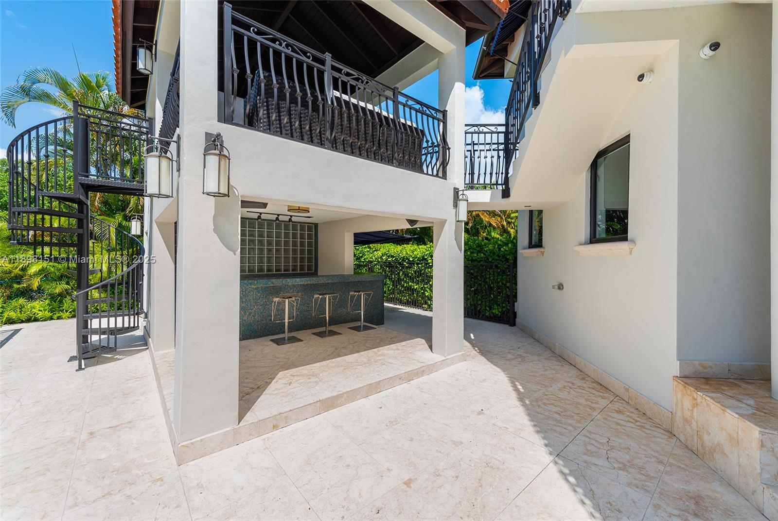 6700 Granada Blvd Coral Gables, FL 33146 6700 Granada Blvd Coral Gables, FL 33146