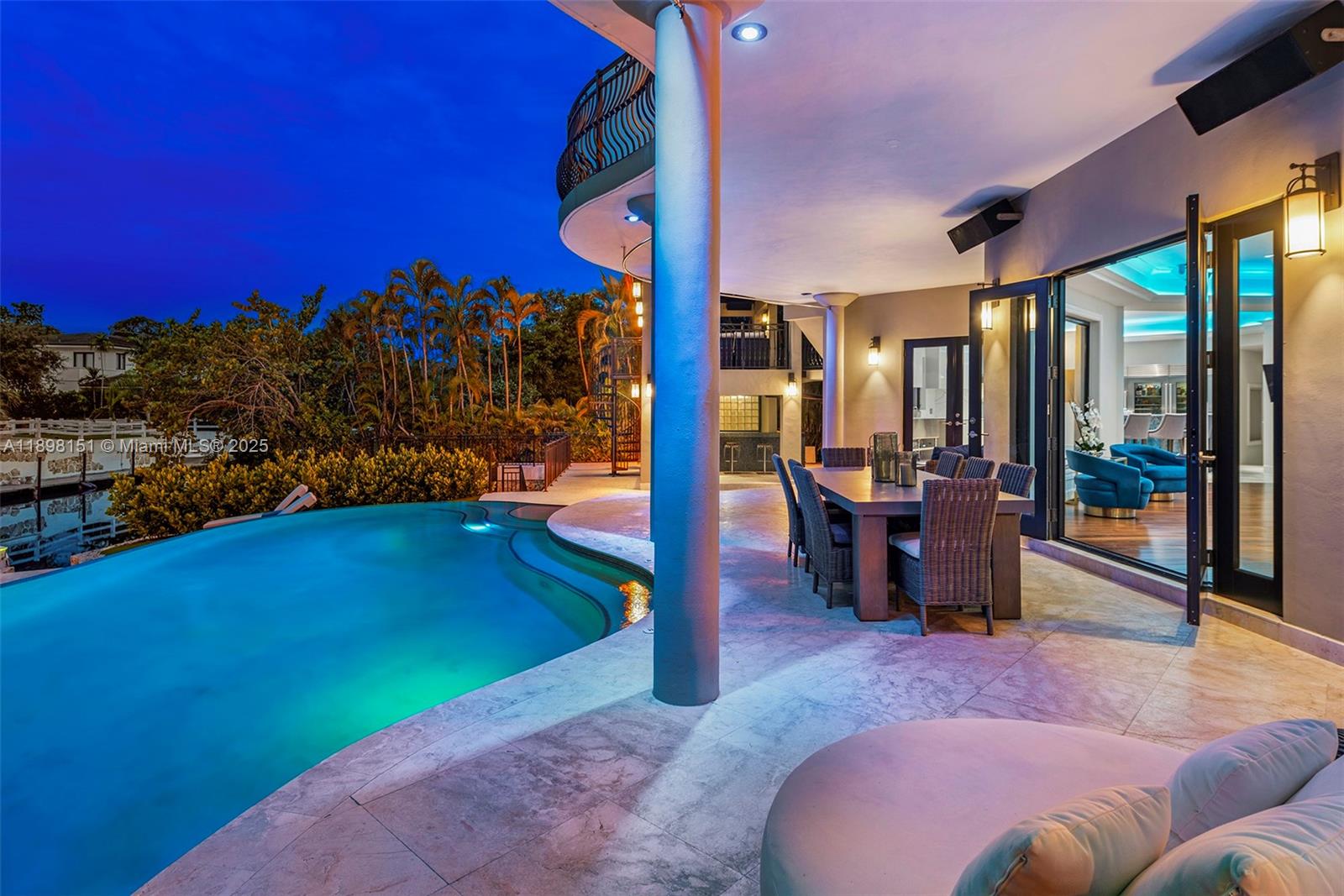 6700 Granada Blvd Coral Gables, FL 33146 6700 Granada Blvd Coral Gables, FL 33146